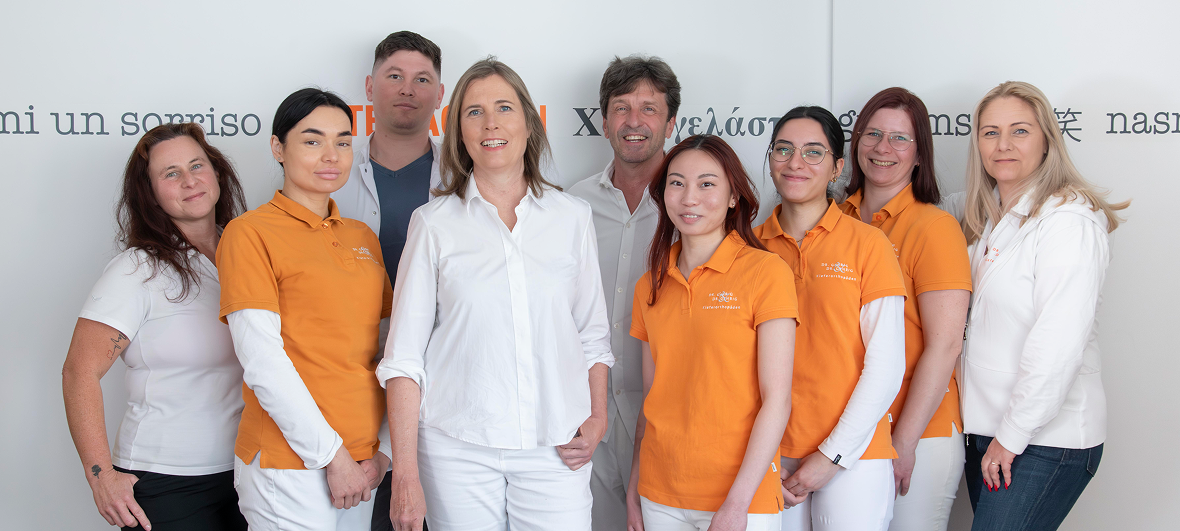 Das Team der kieferorthopädischen Praxis Dr. Gehrig Stuttgart Stadtmitte